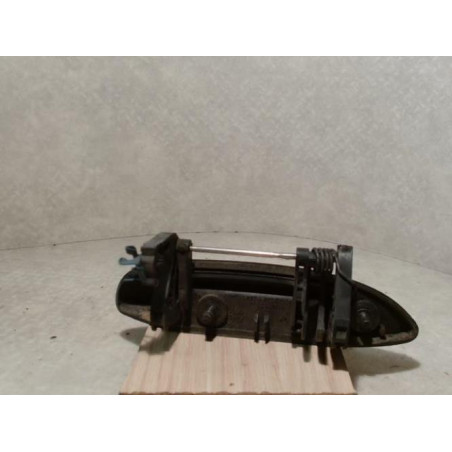 Poignee porte avant gauche RENAULT CLIO 2 PHASE 1 d’occasion