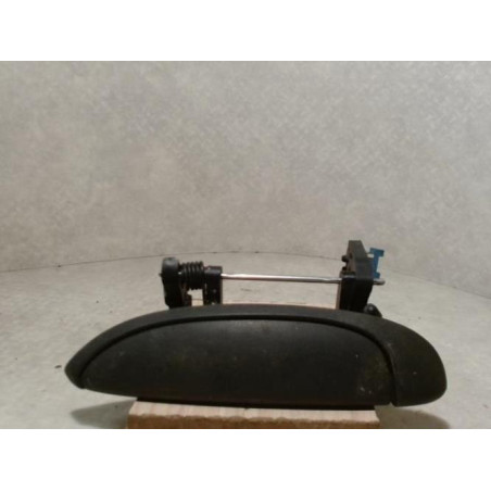 Poignee porte arriere droit RENAULT CLIO 2 PHASE 1 d’occasion