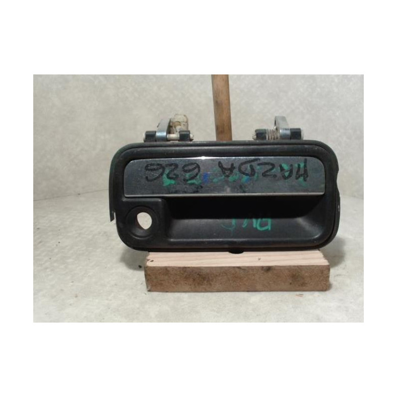 Poignee porte avant droit MAZDA 626 2 PHASE 2 d’occasion