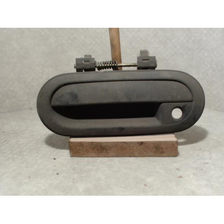 Poignee porte avant gauche NISSAN SUNNY 3 d’occasion