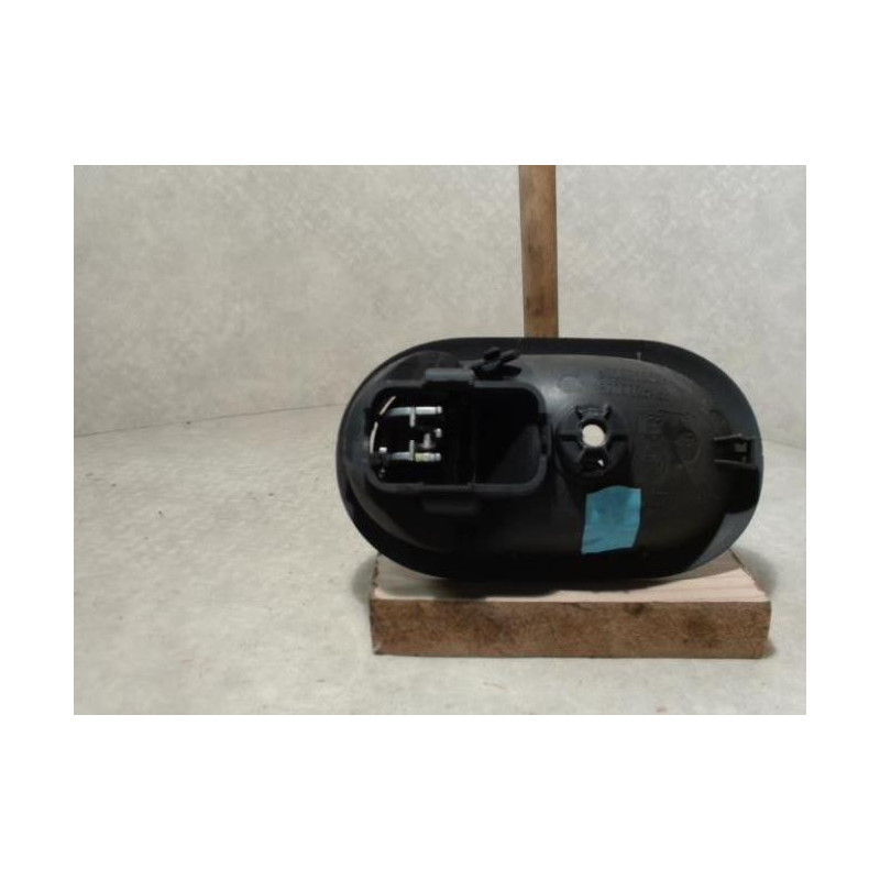 Poignee interieur avant droit RENAULT MEGANE 2 PHASE 2 d’occasion