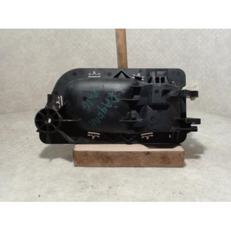Poignee interieur avant gauche RENAULT LAGUNA 1 PHASE 1 d’occasion