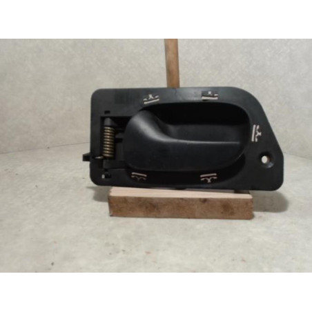Poignee interieur avant gauche RENAULT LAGUNA 1 PHASE 1 d’occasion