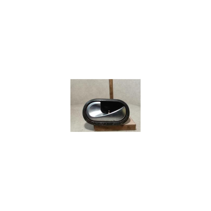Poignee interieur avant gauche RENAULT SCENIC 2 PHASE 1 d’occasion