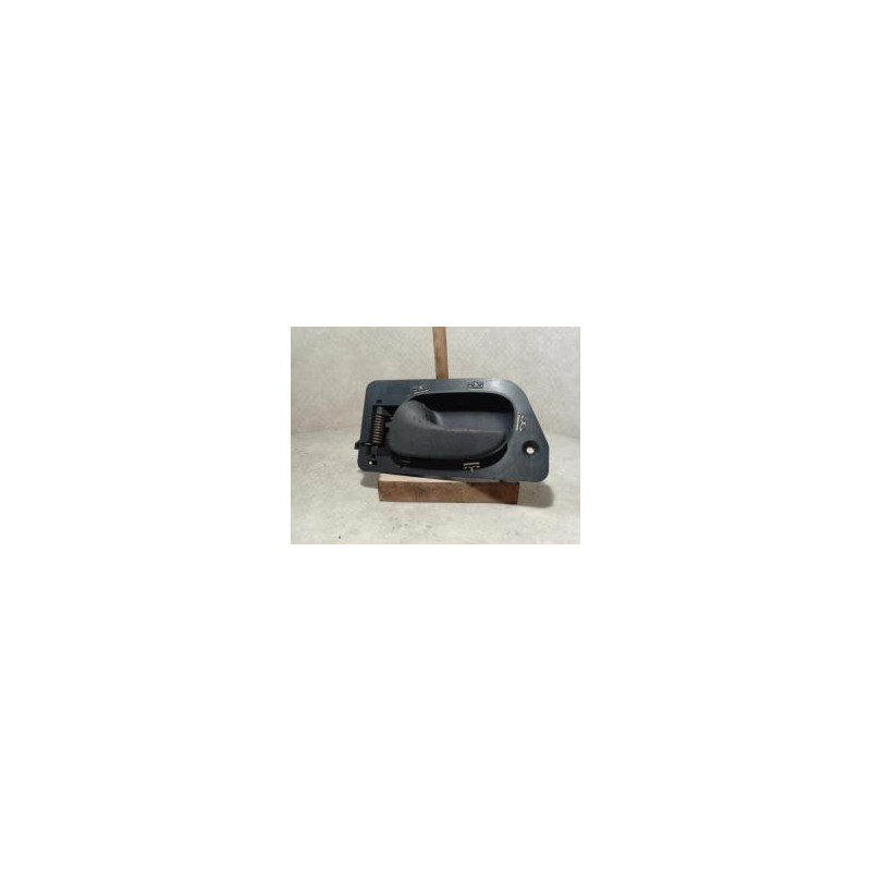 Poignee interieur avant gauche RENAULT LAGUNA 1 PHASE 2 d’occasion