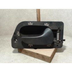 Poignee interieur arriere droit RENAULT LAGUNA 2 PHASE 1 BREAK d’occasion
