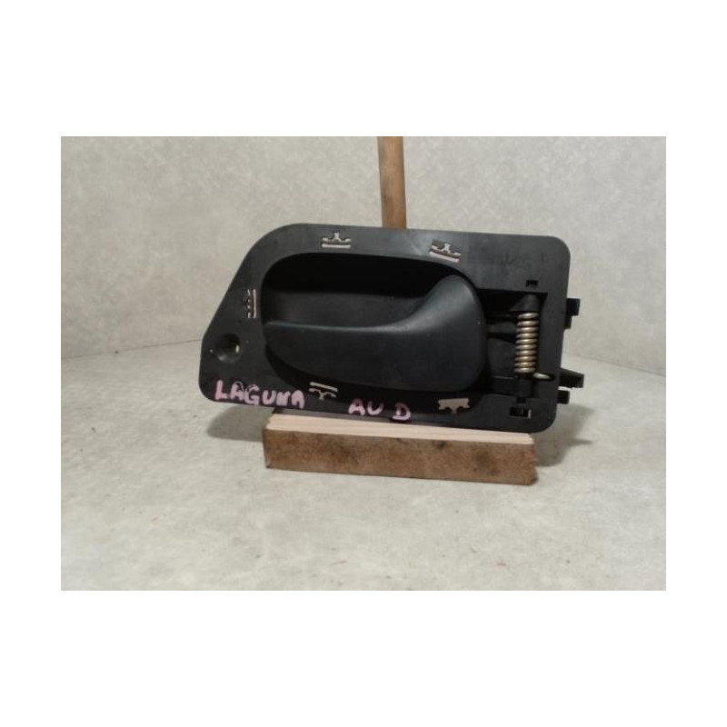 Poignee interieur avant gauche RENAULT LAGUNA 2 PHASE 1 d’occasion