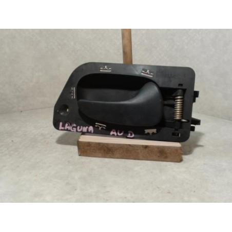 Poignee interieur avant gauche RENAULT LAGUNA 2 PHASE 1 d’occasion