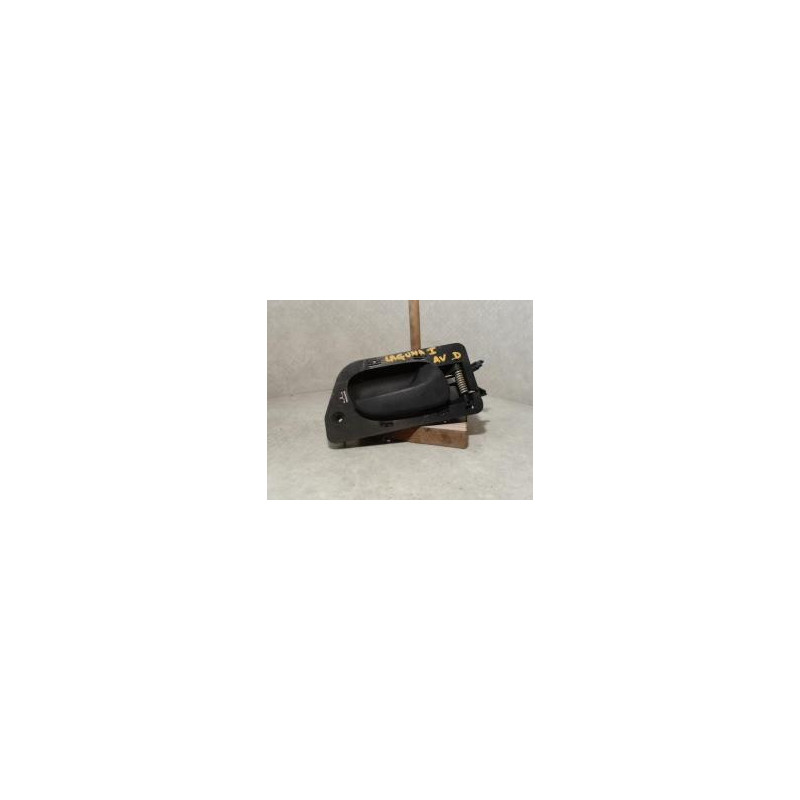Poignee interieur avant droit RENAULT LAGUNA 1 PHASE 1 d’occasion