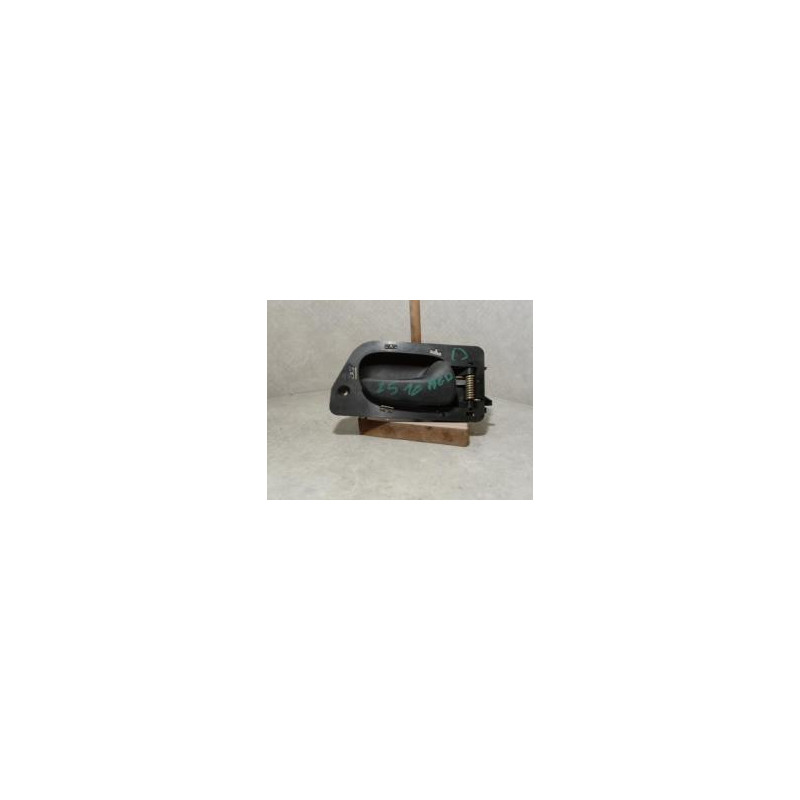 Poignee interieur avant droit RENAULT LAGUNA 1 PHASE 1 d’occasion