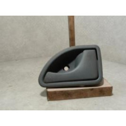 Poignee interieur avant droit RENAULT TWINGO 1 PHASE 1 d’occasion