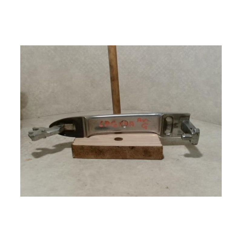 Poignee porte avant gauche RENAULT LAGUNA 2 PHASE 1 d’occasion