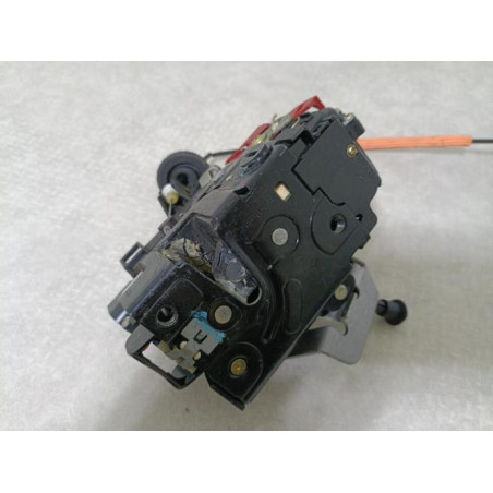 Serrure arriere droit AUDI A4 1 PHASE 2 d’occasion