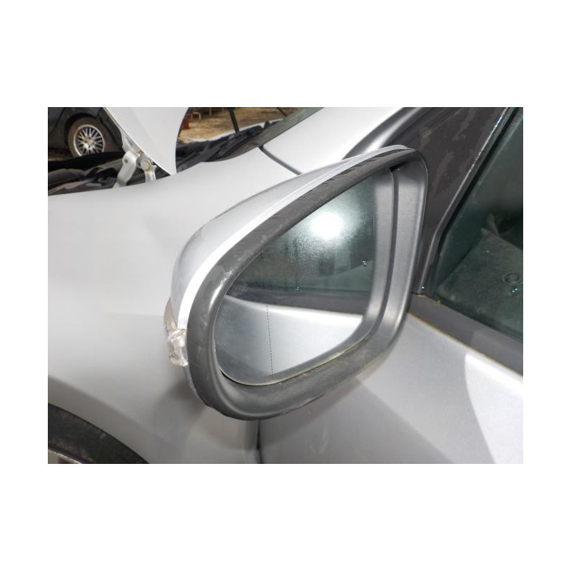 Feu arriere secondaire droit (feux) VOLKSWAGEN GOLF 6 d’occasion