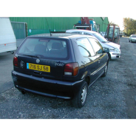 Poignee porte arriere droit VOLKSWAGEN POLO 3 PHASE 1 d’occasion