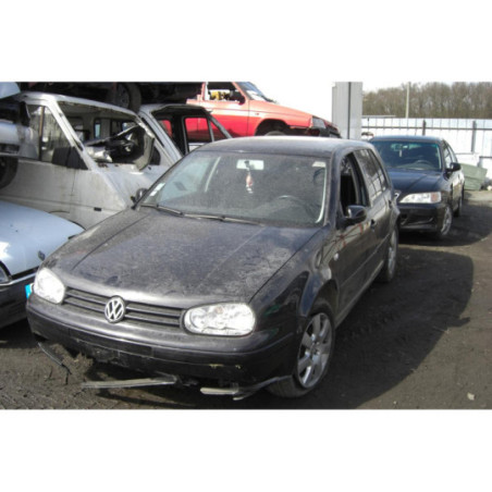Poignee porte arriere gauche VOLKSWAGEN GOLF 4 d’occasion