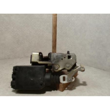 Serrure arriere droit PEUGEOT 405 PHASE 2 d’occasion