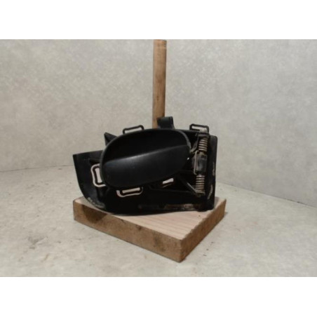 Poignee interieur avant droit PEUGEOT 206 PHASE 1 d’occasion