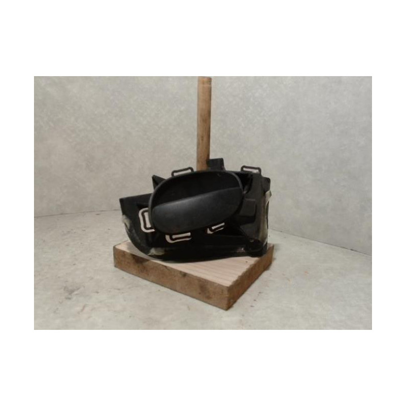 Poignee interieur avant droit PEUGEOT 206 PHASE 1 d’occasion