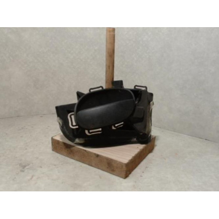Poignee interieur avant droit PEUGEOT 206 PHASE 1 d’occasion