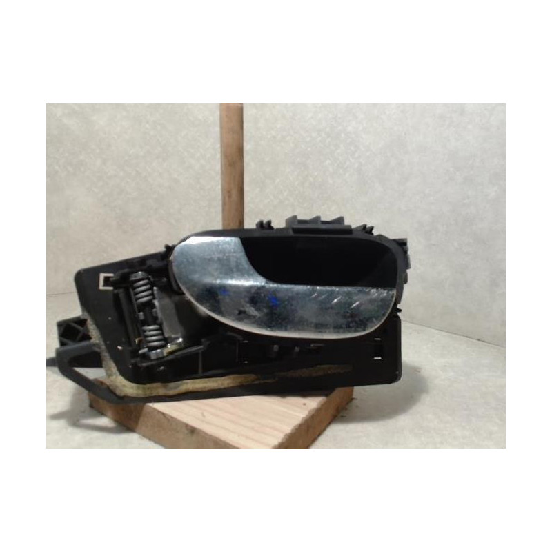 Poignee interieur avant gauche PEUGEOT 307 PHASE 1 d’occasion