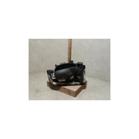 Poignee interieur avant droit PEUGEOT 206 PHASE 1 d’occasion