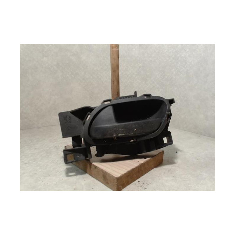 Poignee interieur avant gauche PEUGEOT 207 PHASE 1 d’occasion