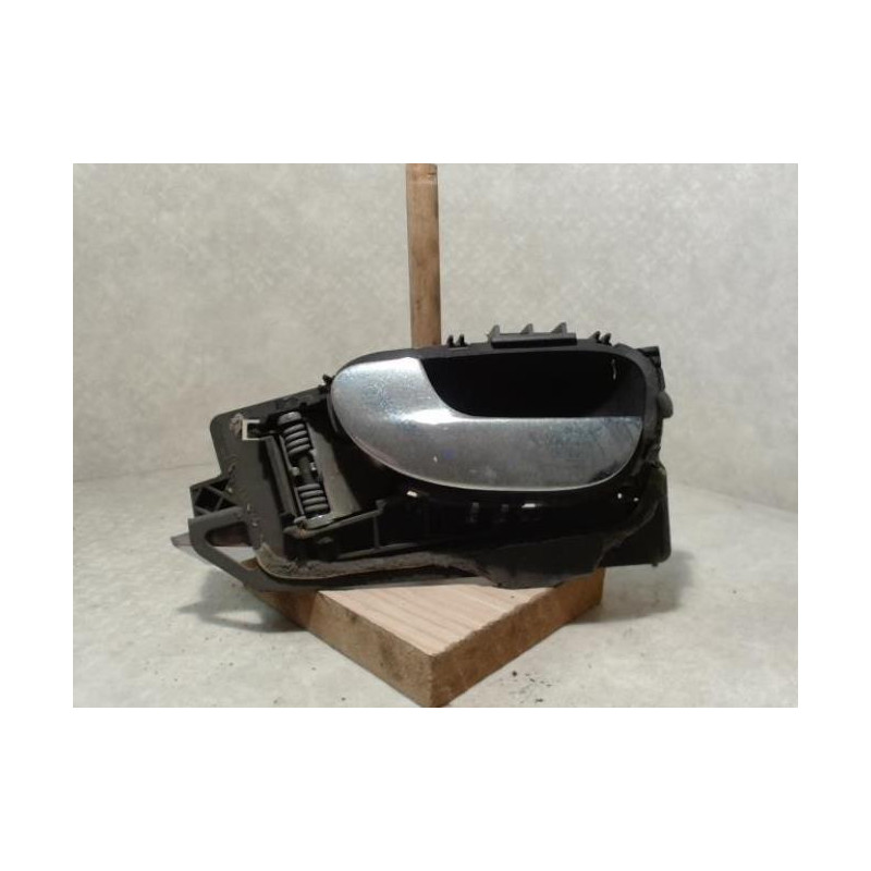 Poignee interieur avant gauche PEUGEOT 307 PHASE 1 d’occasion