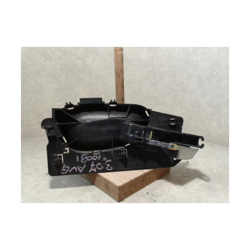 Poignee interieur avant gauche PEUGEOT 307 PHASE 1 d’occasion