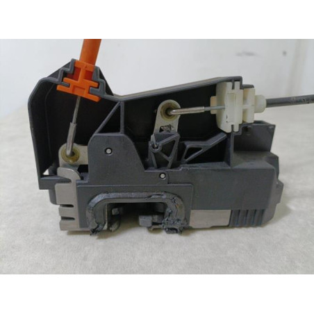 Serrure avant droit OPEL CORSA C PHASE 1 d’occasion