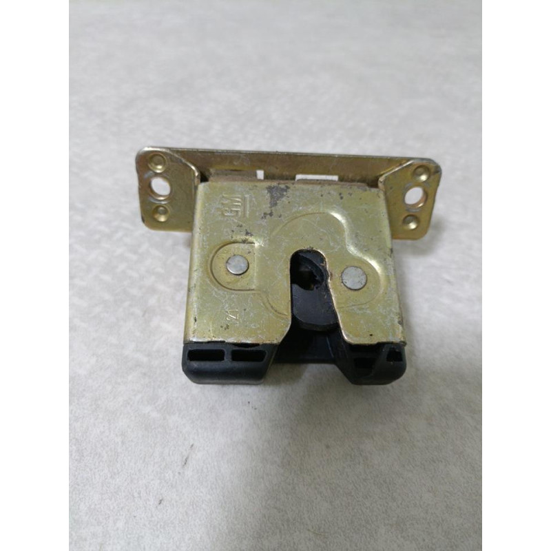 Serrure de hayon OPEL CORSA C PHASE 1 d’occasion