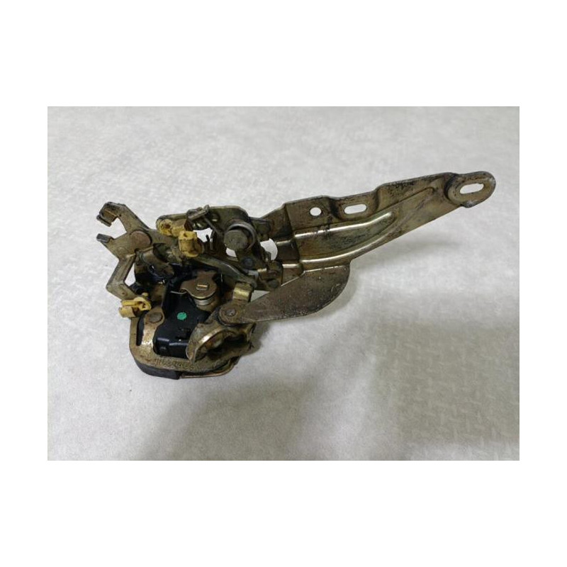 Serrure arriere droit OPEL VECTRA B PHASE 1 d’occasion