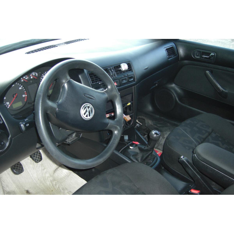 Poignee porte arriere gauche VOLKSWAGEN BORA d’occasion