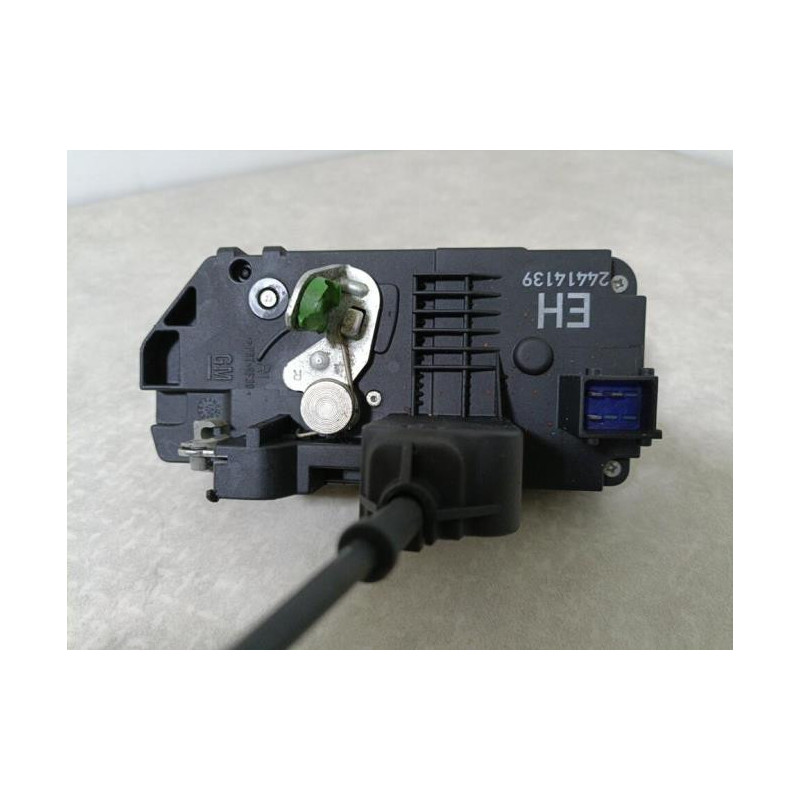 Serrure arriere droit OPEL CORSA C PHASE 1 d’occasion