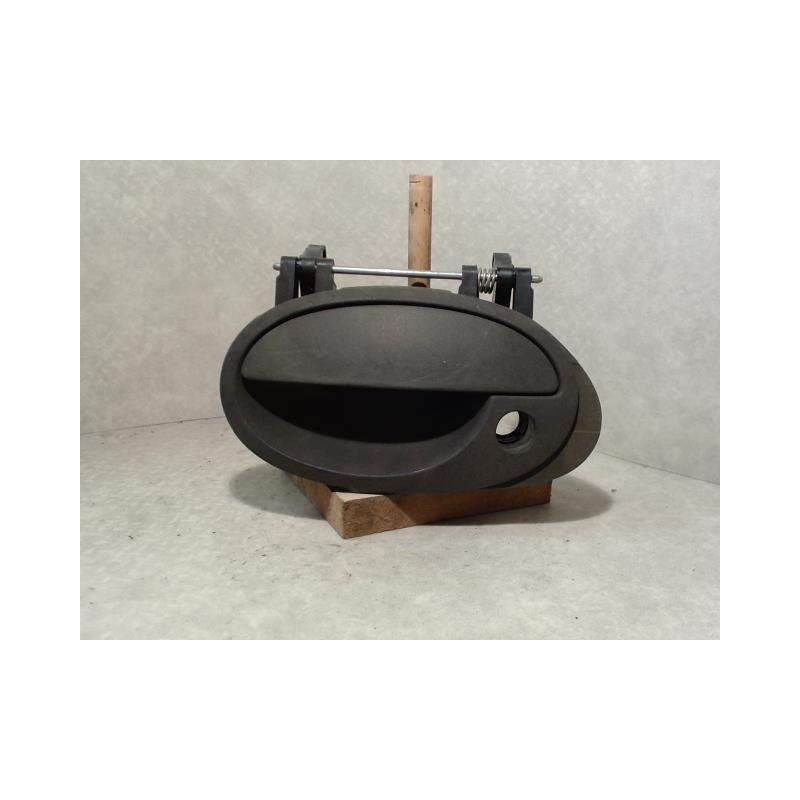 Poignee porte avant gauche OPEL CORSA B PHASE 2 d’occasion