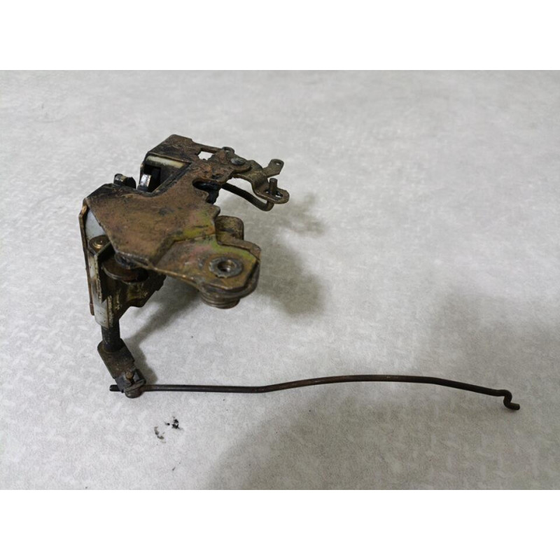 Serrure avant gauche OPEL ASCONA C d’occasion