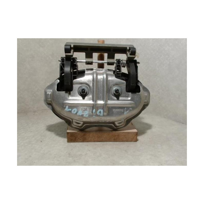 Poignee porte avant droit OPEL CORSA B PHASE 2 d’occasion