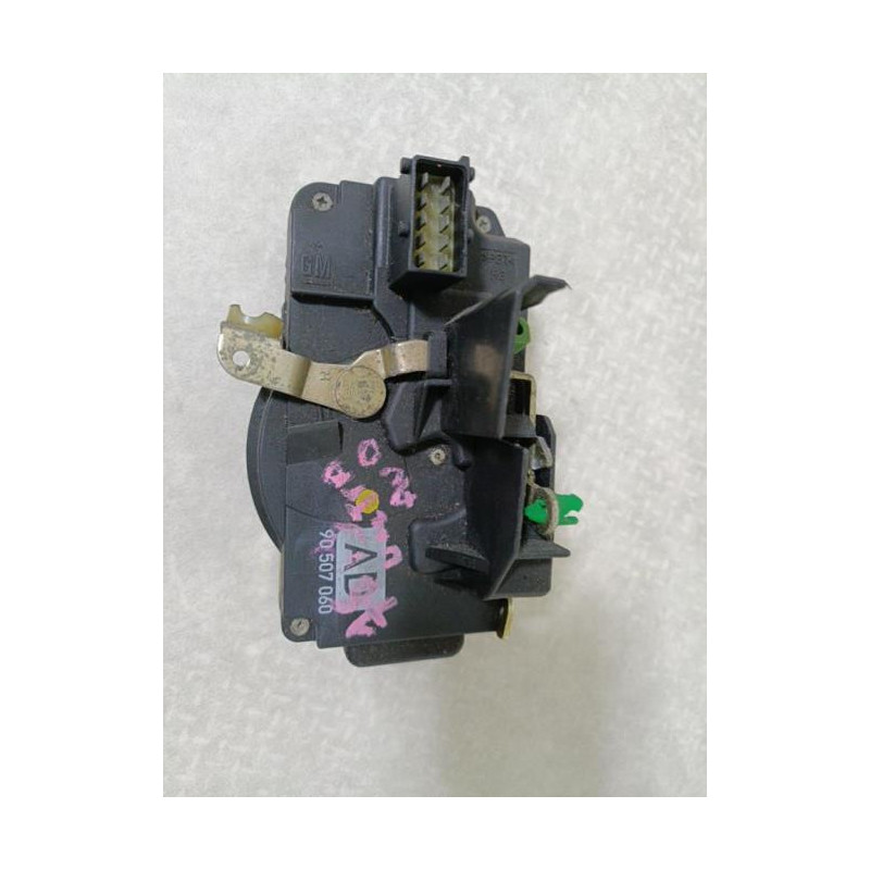 Serrure avant droit OPEL VECTRA B PHASE 1 d’occasion