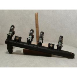 Rampe injection FIAT PUNTO 1 PHASE 1 d’occasion