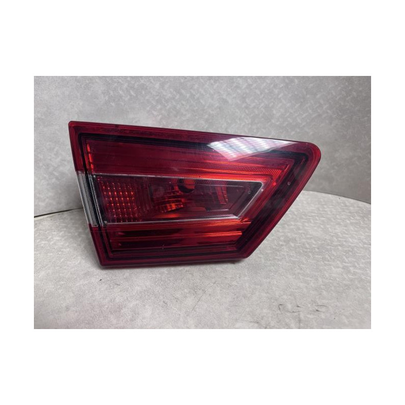 Feu arriere secondaire gauche (feux) RENAULT CLIO 4 PHASE 1 d’occasion
