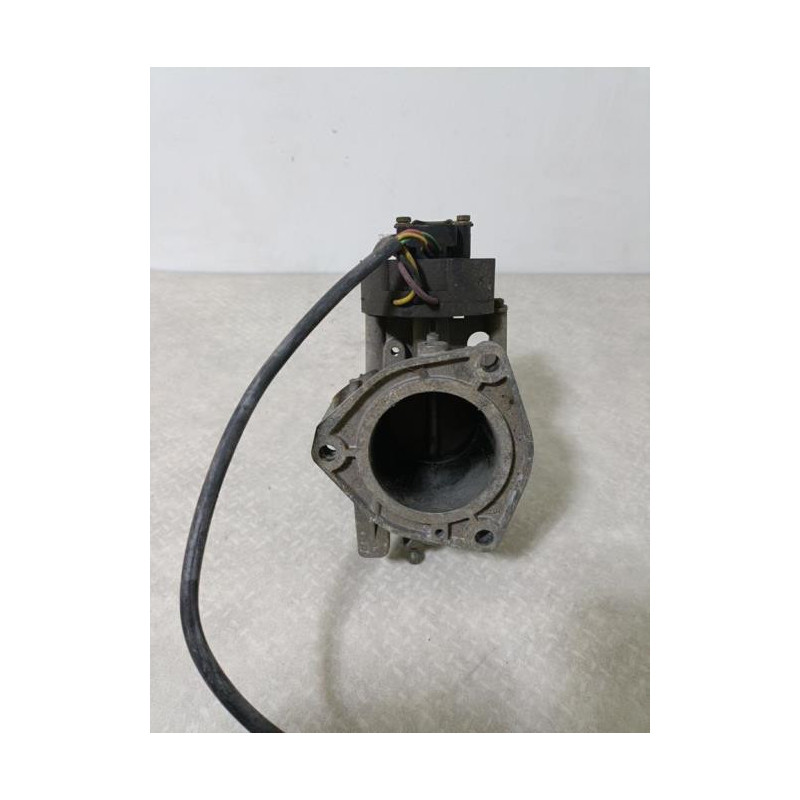 Boitier papillon RENAULT R25 PHASE 1 d’occasion