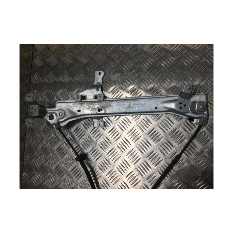 Leve vitre mecanique arriere droit RENAULT MEGANE 3 PHASE 1 BREAK d’occasion