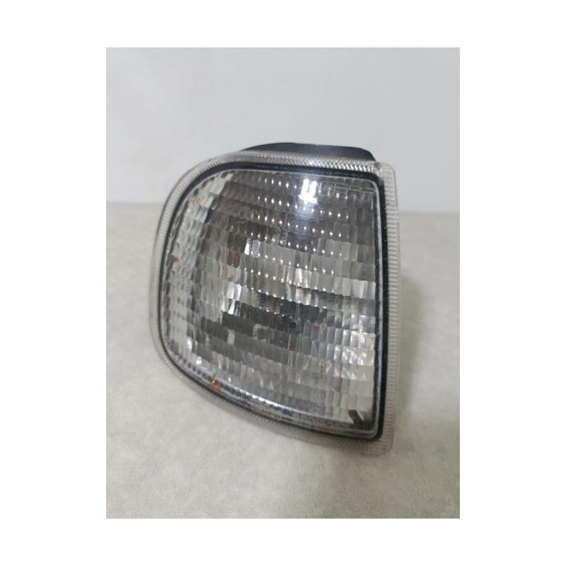 Optique avant secondaire droit (feux)(clignotant) SEAT IBIZA 2 PHASE 2 d’occasion