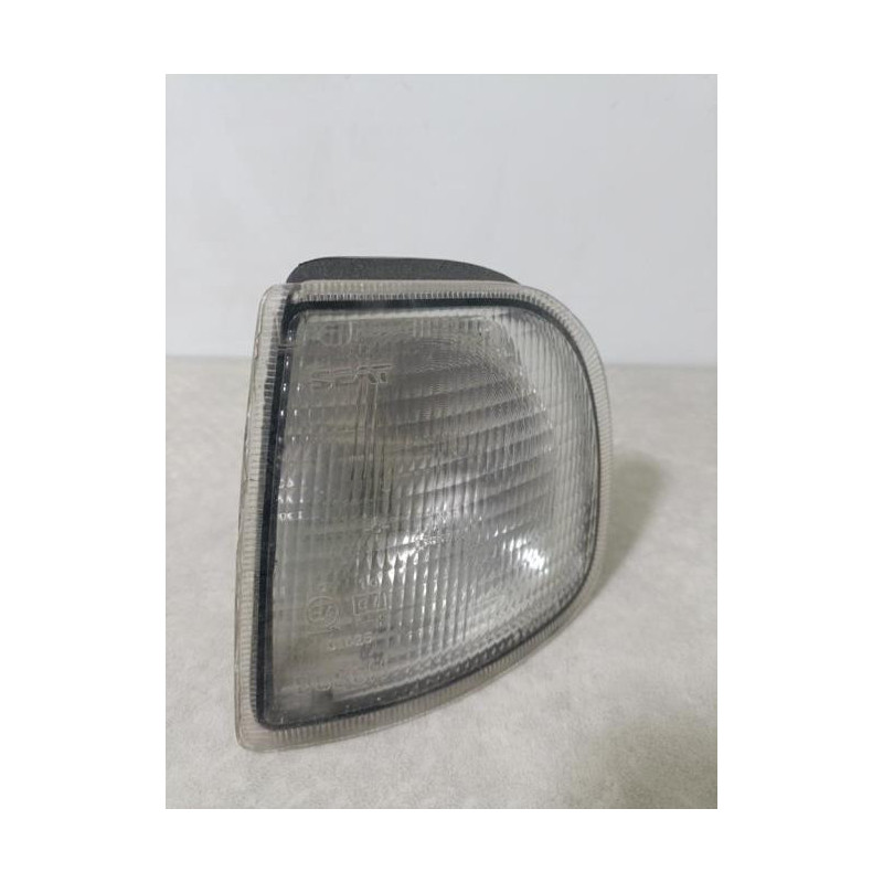 Optique avant secondaire gauche (feux)(clignotant) SEAT IBIZA 2 PHASE 2 d’occasion