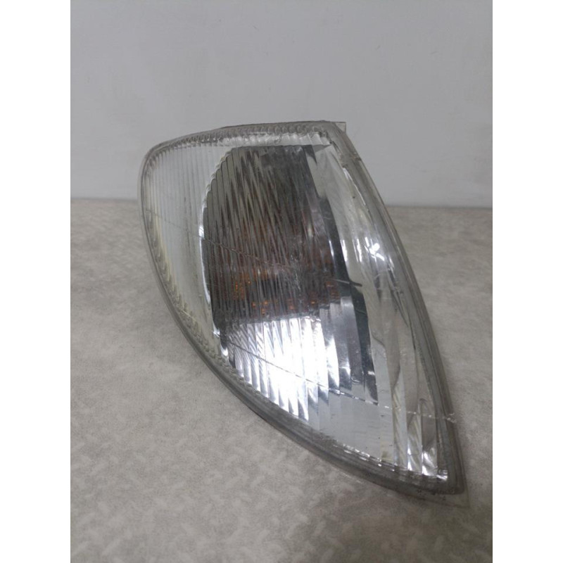 Optique avant secondaire droit (feux)(clignotant) RENAULT MEGANE 1 PHASE 1 d’occasion