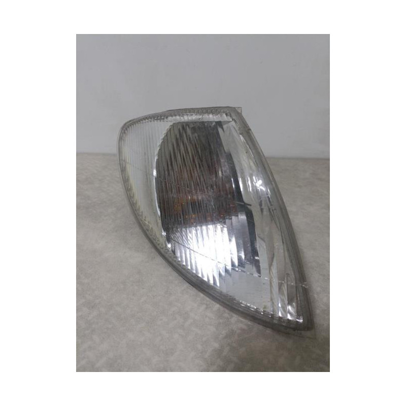 Optique avant secondaire droit (feux)(clignotant) RENAULT MEGANE 1 PHASE 1 d’occasion