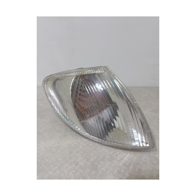 Optique avant secondaire droit (feux)(clignotant) RENAULT MEGANE 1 PHASE 1 d’occasion