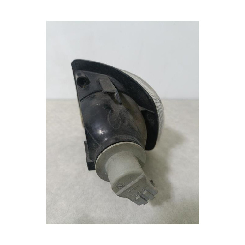 Optique avant secondaire droit (feux)(clignotant) SEAT IBIZA 2 PHASE 2 d’occasion