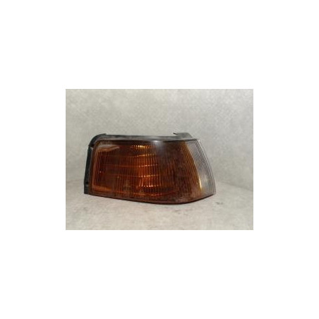 Optique avant secondaire gauche (feux)(clignotant) MAZDA 323 4 PHASE 1 d’occasion