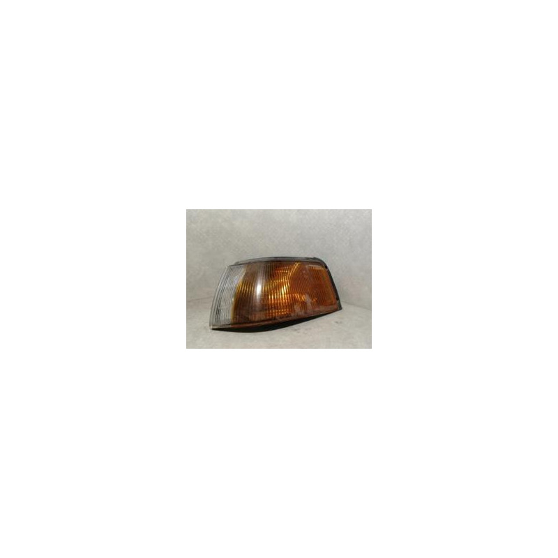 Optique avant principal droit (feux)(phare) MAZDA 323 4 PHASE 1 d’occasion